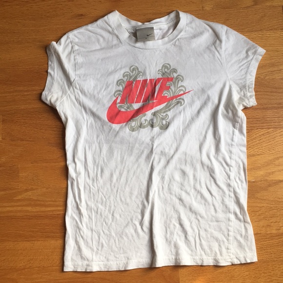 Nike - Picture 3 of 3